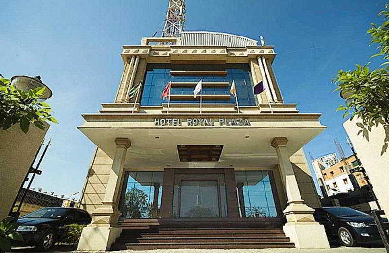 Hotel Royal Plaza Ченнаї Екстер'єр фото